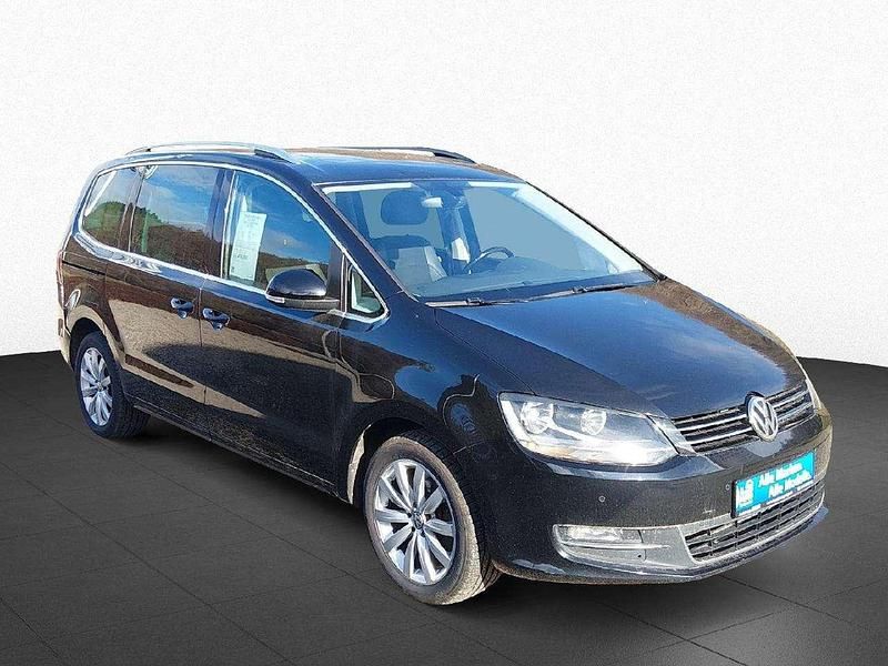 Gebraucht VW Sharan Highline 150 PS (110 kW) 2017 Deep black perleffekt Van / Kleinbus