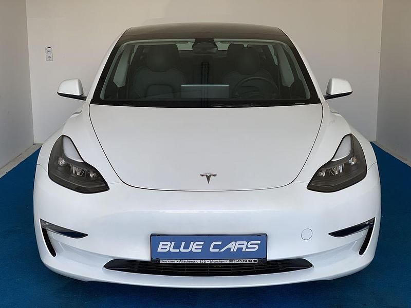 Gebraucht Tesla Model 3 366 kW (498 PS) 2022 Pearl white multicoat Limousine