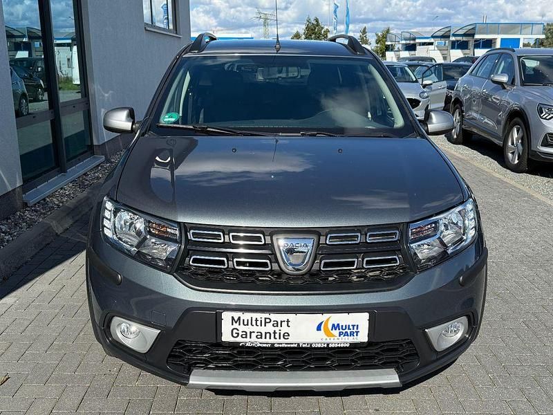 Gebraucht Dacia Logan MCV Stepway 90 PS (66 kW) 2017 Grau Kombi