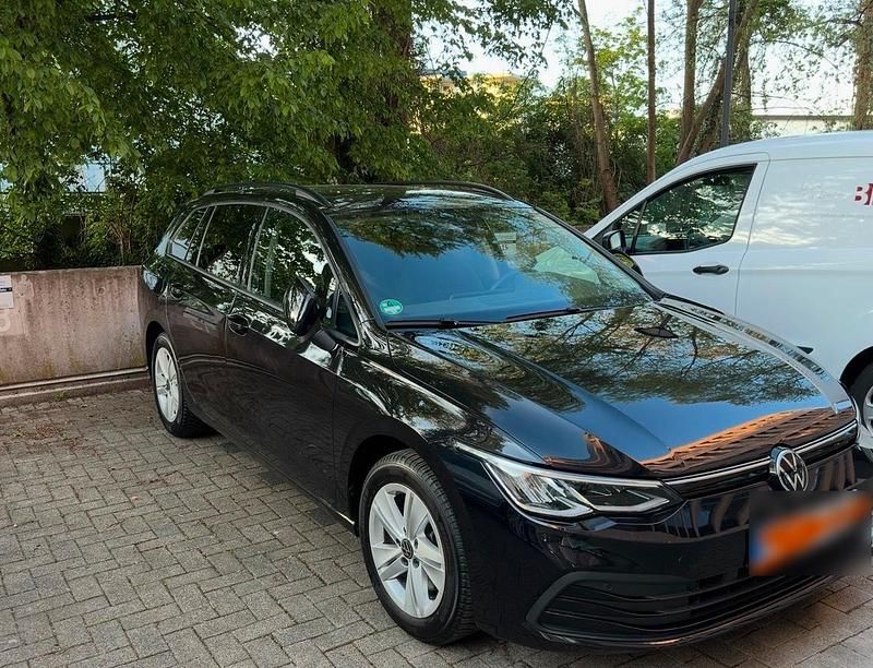 Gebraucht VW Golf VIII 150 PS (110 kW) 2022 Schwarz Kombi