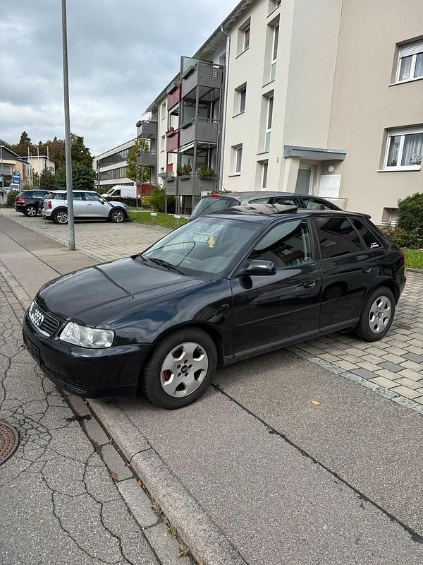 Schwarz Gebraucht 2001 Audi A3 Kleinwagen | 999 € (Superpreis) - Bild 1/4