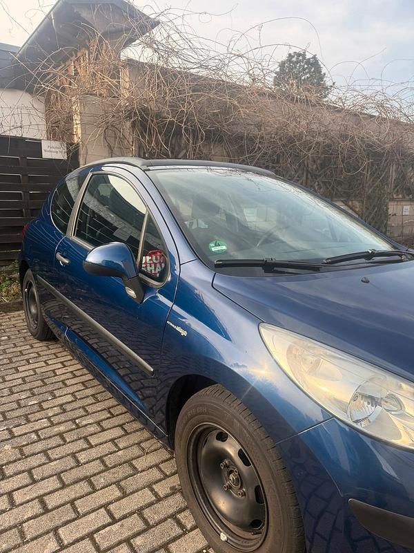 Gebraucht Peugeot 207 88 PS (64 kW) 2007 Blau Coupé