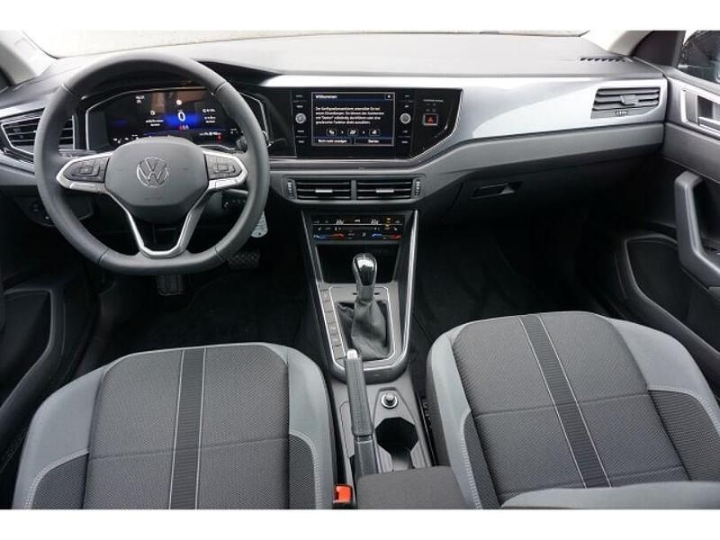 Gebraucht VW Polo Style 116 PS (85 kW) 2024 Deep black perleffekt Limousine