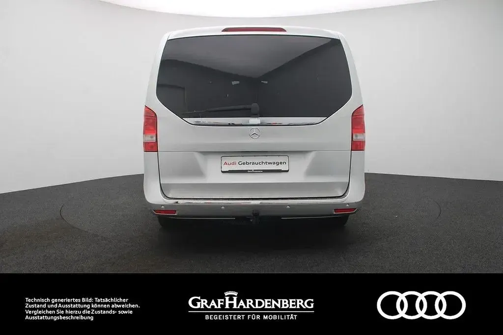 Usata Mercedes V220 163 CV (119 kW) 2015 Argento Monovolume