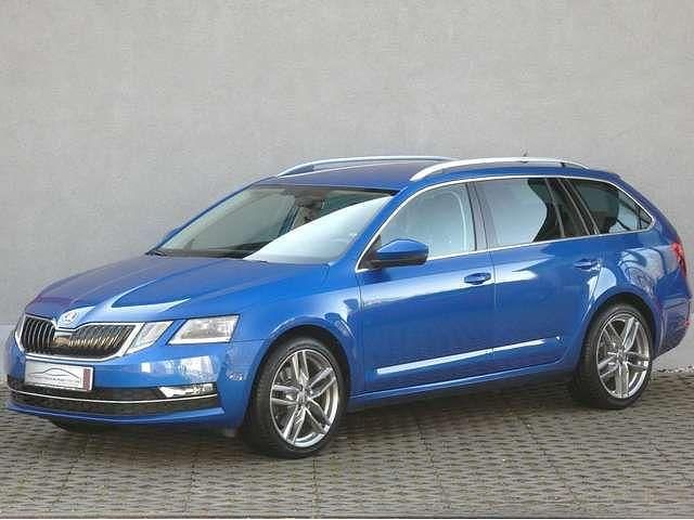 Gebraucht Skoda Octavia Style 179 PS (131 kW) 2018 Blau Kombi