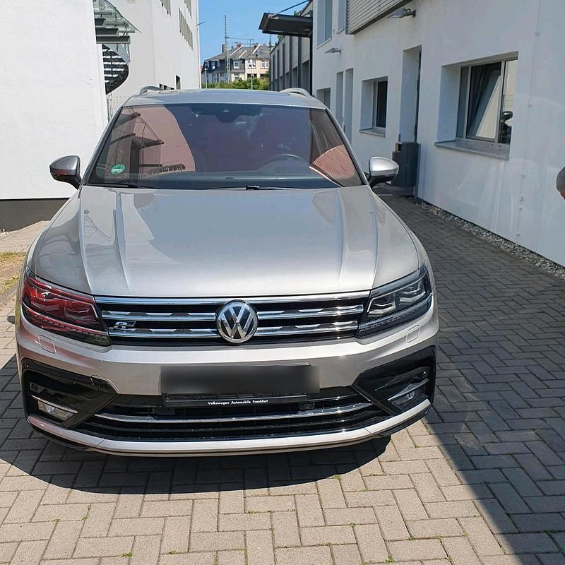 Gebraucht VW Tiguan Highline 239 PS (175 kW) 2019 Grau SUV