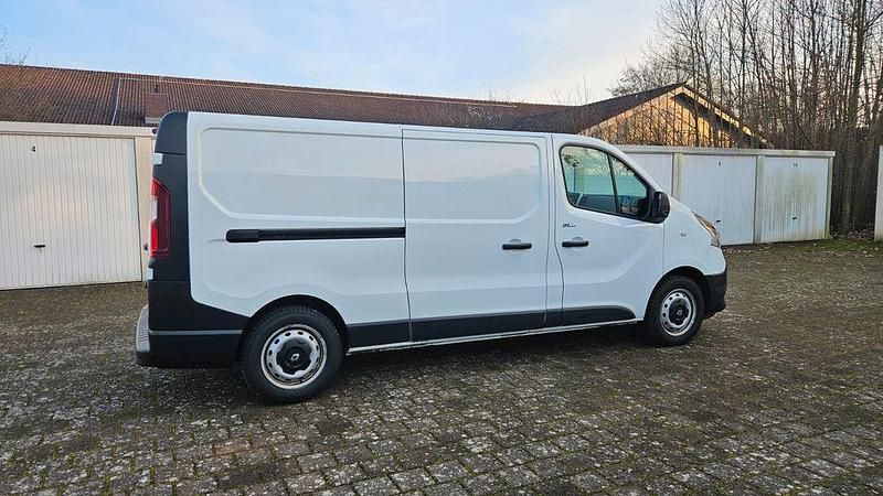 Gebraucht Renault Trafic 125 PS (91 kW) 2019 Weiß Van / Kleinbus