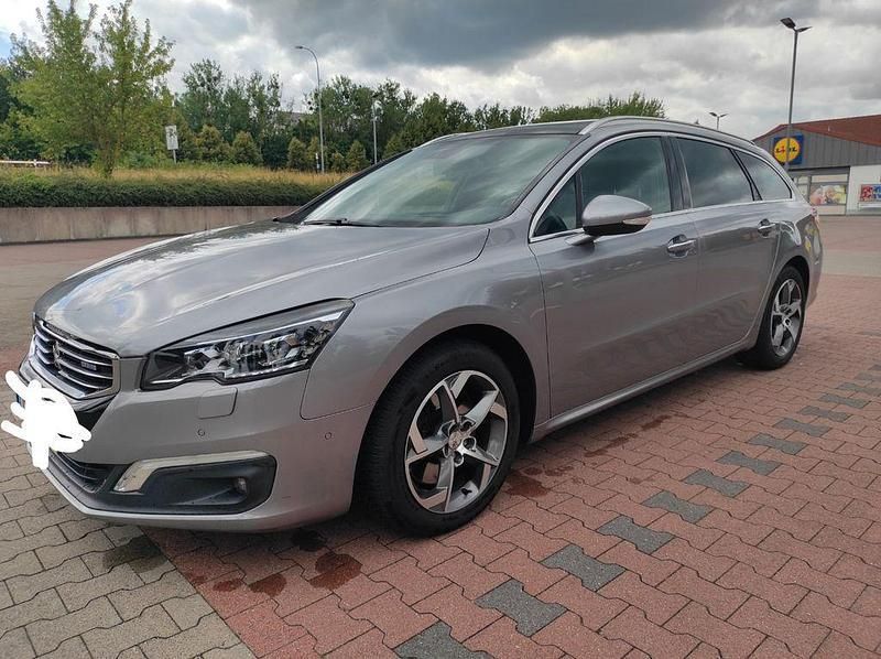 Silber Gebraucht 2015 Peugeot 508 Allure Kombi | 10.300 € (Fairer Preis) - Bild 1/4