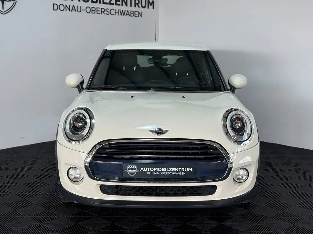 Usado Mini Cooper D 116 CV (85 kW) 2016 Blanco Utilitario