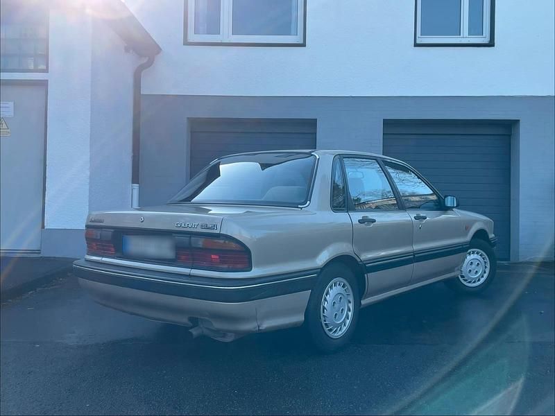 Gebraucht Mitsubishi Galant 90 PS (66 kW) 1990 Gold Limousine