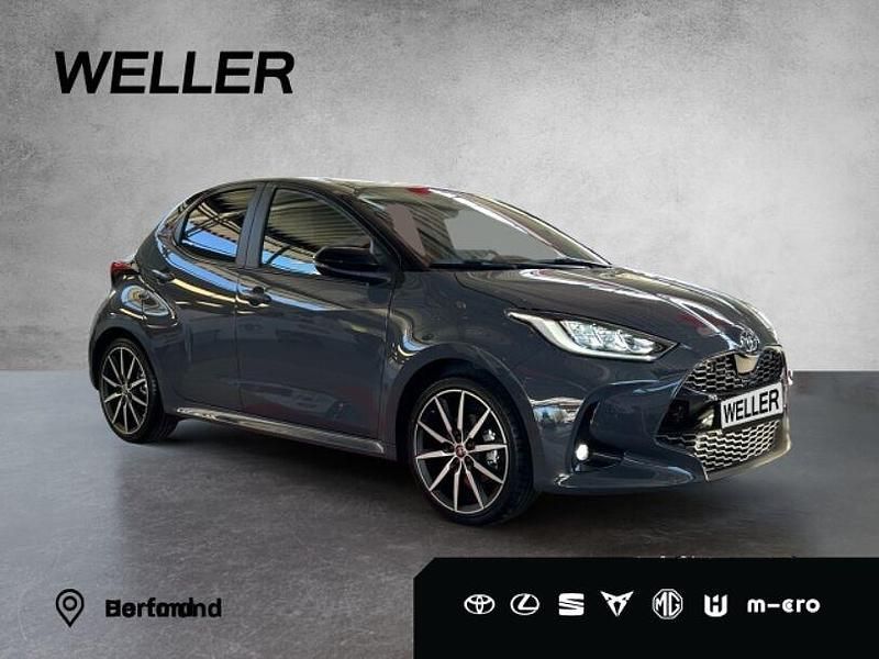 Neu Toyota Yaris Hybrid Sport 131 PS (96 kW) 2025 Grau Kleinwagen