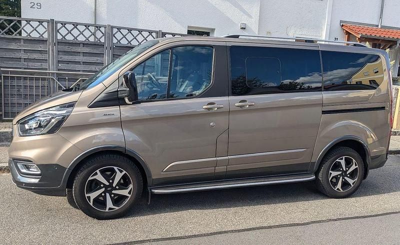 Gebraucht 2022 Ford Tourneo Active Van / Kleinbus | 39.990 € (Fairer Preis) - Bild 1/4
