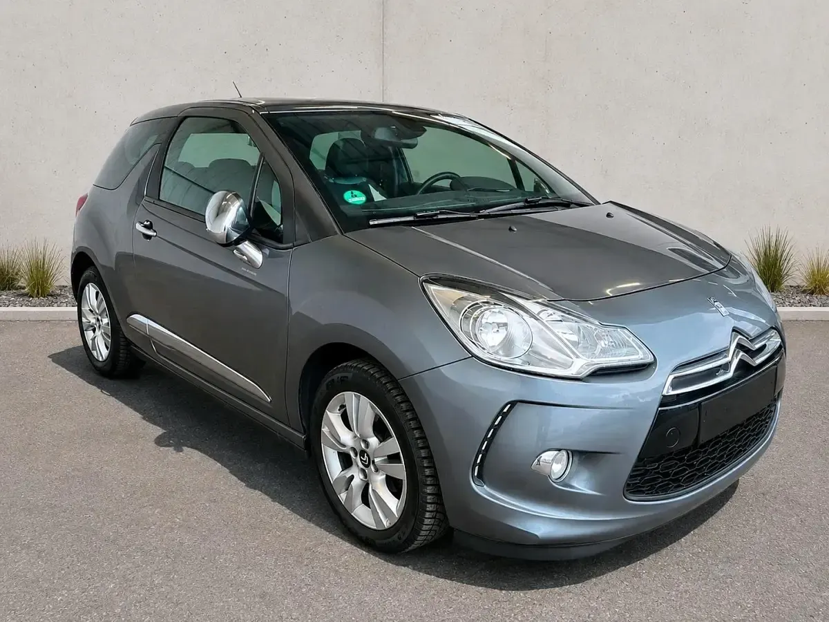 Gebraucht Citroën DS3 So Chic 120 PS (88 kW) 2010 Grau Kleinwagen
