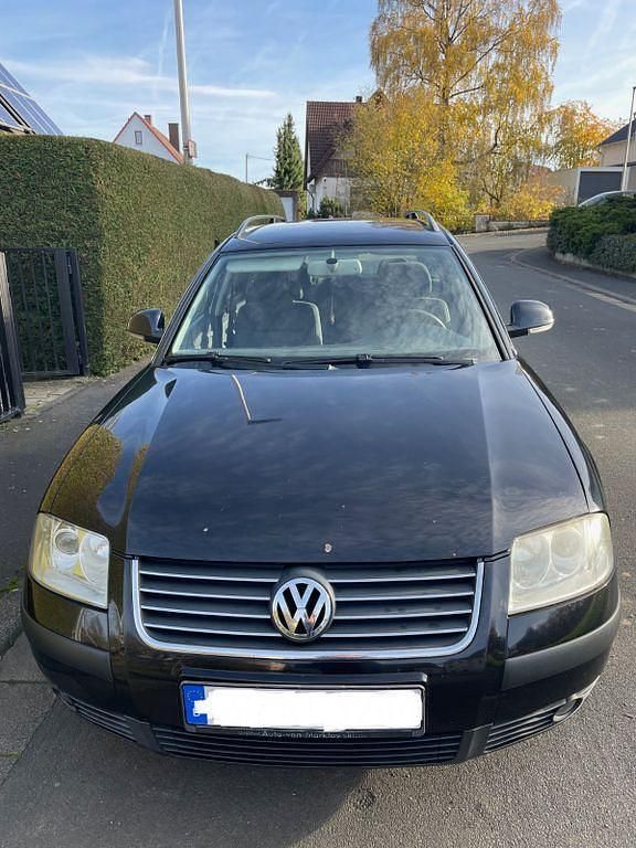 Schwarz Gebraucht 2005 VW Passat Comfortline Kombi | 1.400 € (Guter Preis) - Bild 1/4