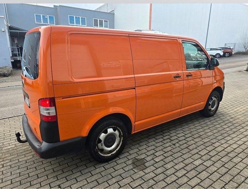Gebraucht VW Transporter 179 PS (131 kW) 2015 Orange Van