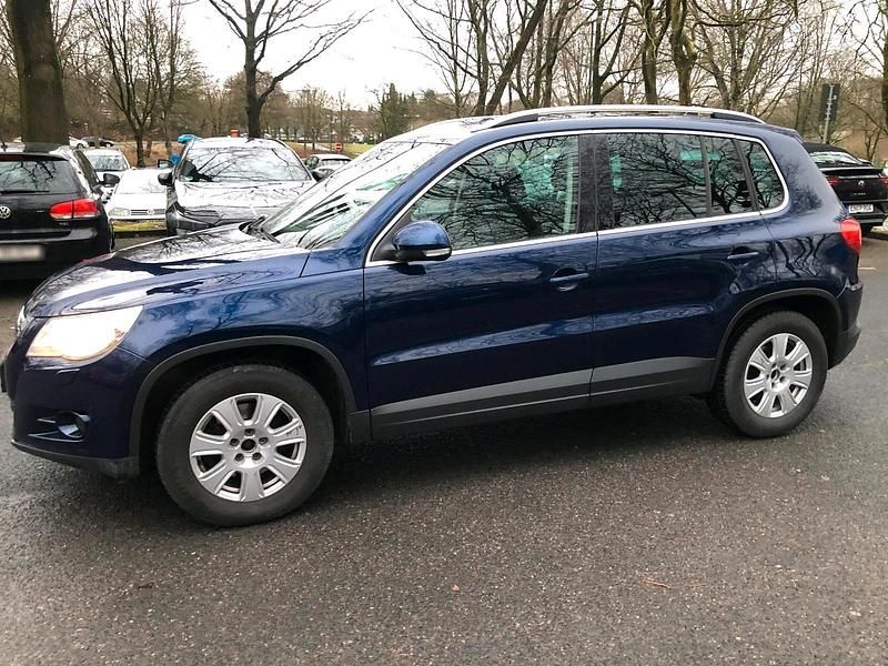 Gebraucht VW Tiguan 140 PS (102 kW) 2008 Blau SUV