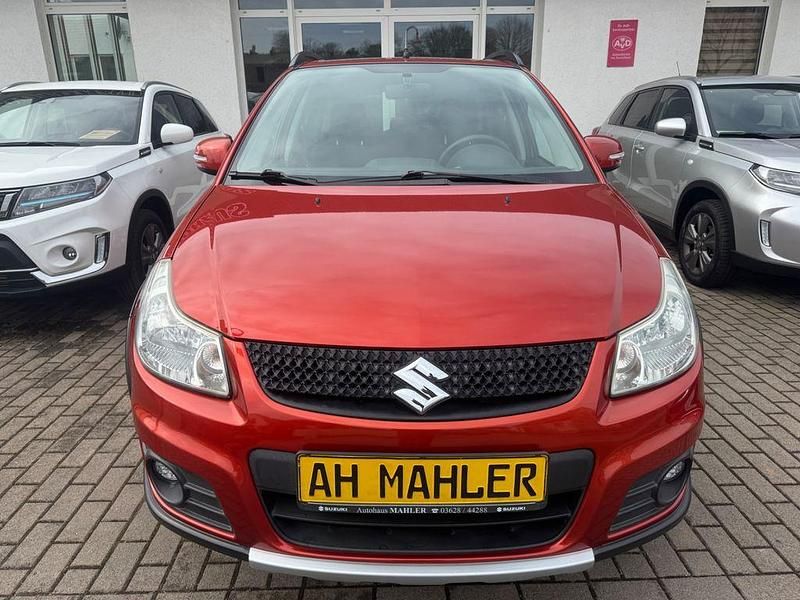 Gebraucht Suzuki SX4 Style 120 PS (88 kW) 2011 Orange Limousine