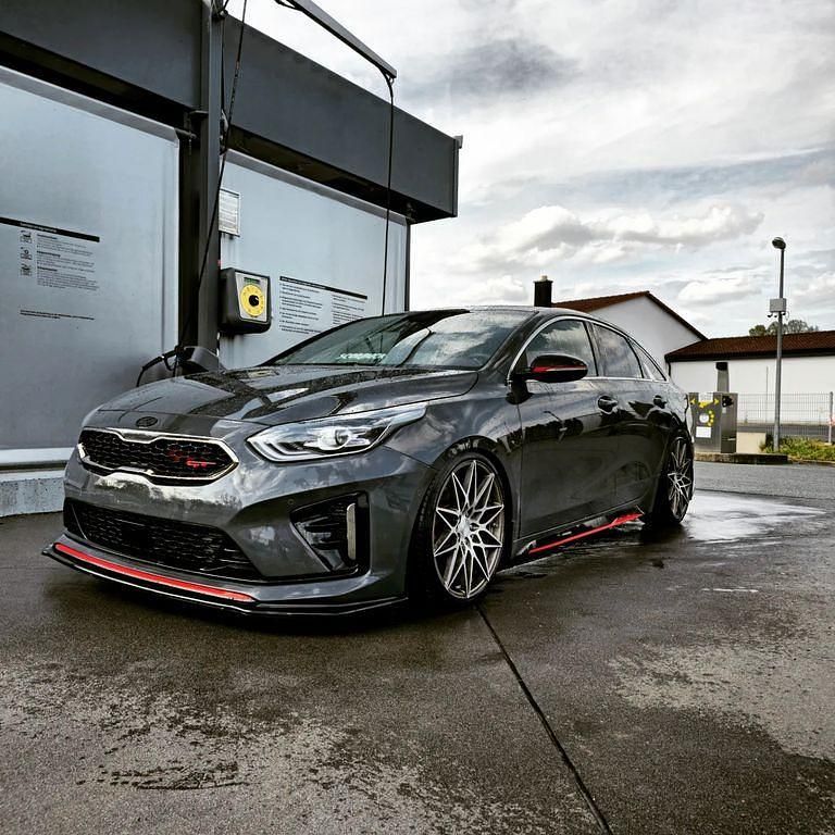 Gebraucht Kia ProCeed GT 204 PS (150 kW) 2019 Grau Kombi