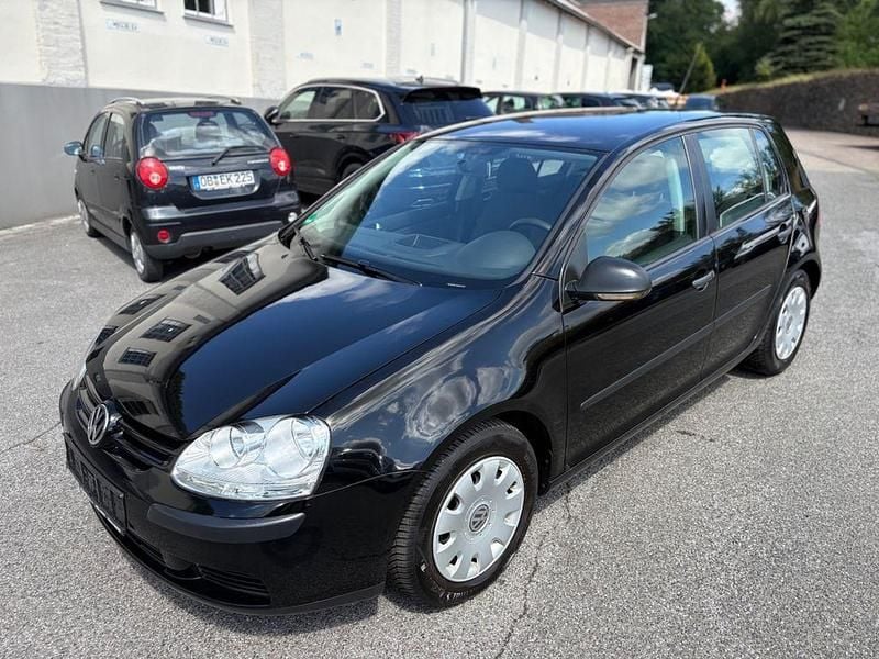 Schwarz Gebraucht 2008 VW Golf V Trendline Limousine | 2.490 € (Fairer Preis) - Bild 1/4