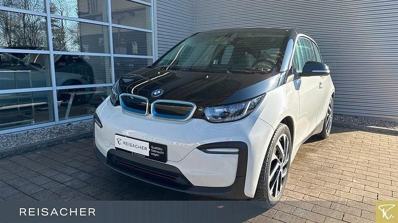 Capparisweiß mit akzent bmw i b Gebraucht 2022 BMW i3 Limousine | 20.490 € (Fairer Preis) - Bild 1/4