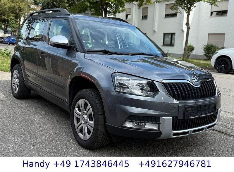 Grau Gebraucht 2017 Skoda Yeti Active SUV | 9.990 € (Fairer Preis) - Bild 1/4
