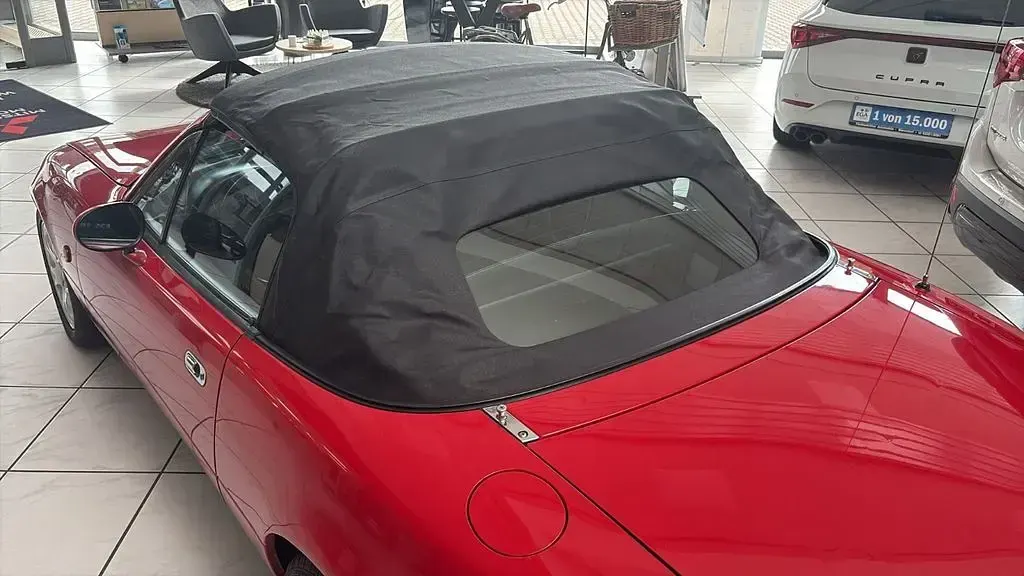 Gebraucht Mazda MX5 116 PS (85 kW) 1991 Rot Cabrio