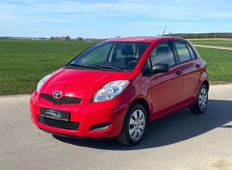Rot Gebraucht 2010 Toyota Yaris Kleinwagen | 3.599 € (Fairer Preis) - Bild 1/3