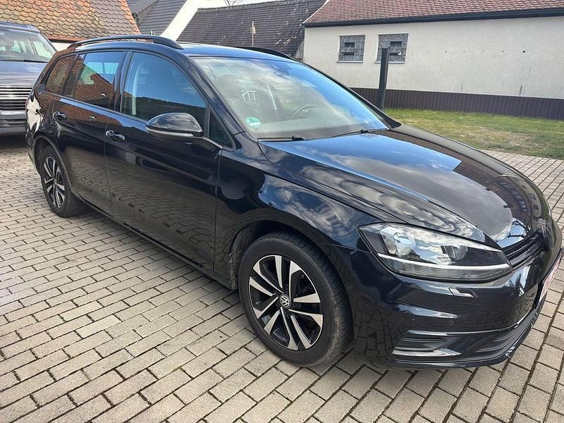 Gebraucht VW Golf VII IQ Drive 150 PS (110 kW) 2020 Schwarz Kombi