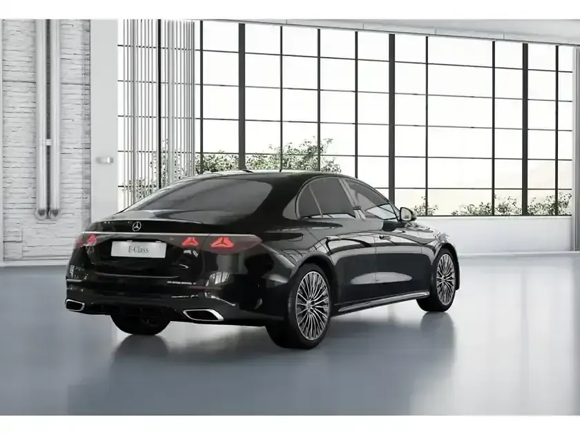 Gebraucht Mercedes E200 AMG 204 PS (150 kW) 2025 Schwarz metalliclack obsidians Limousine