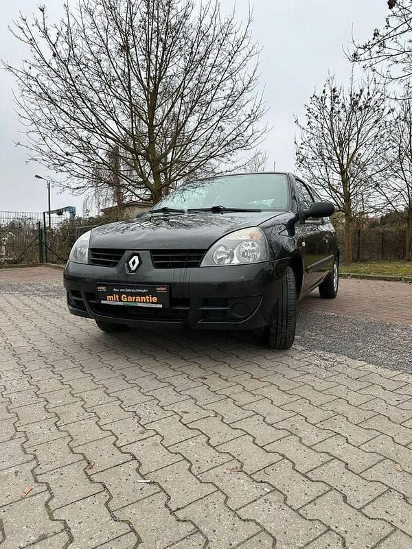Schwarz Gebraucht 2008 Renault Clio II Dynamique Limousine | 1.450 € (Superpreis) - Bild 1/4