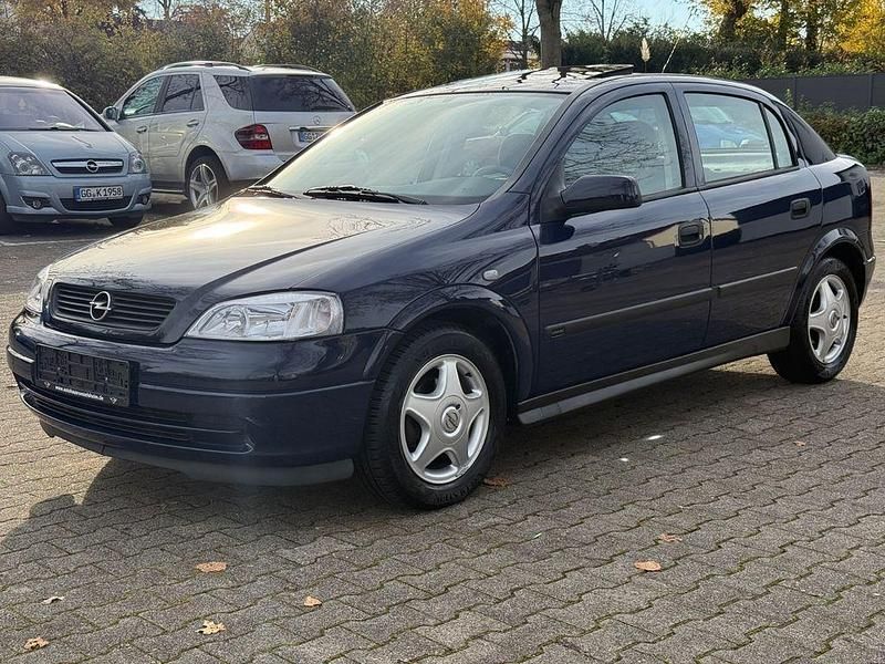 Gebraucht Opel Astra Comfort 65 PS (47 kW) 2000 Blau Limousine