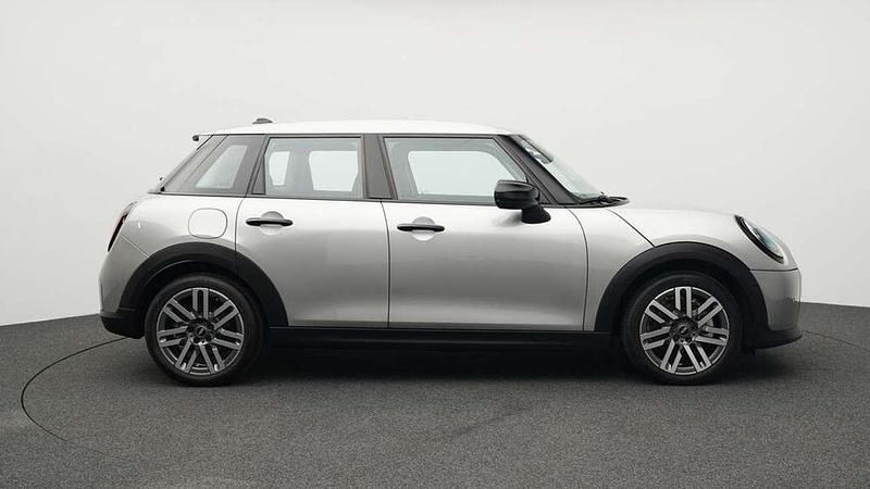 Usata Mini Cooper Classic 156 CV (114 kW) 2024 Grigio Utilitaria