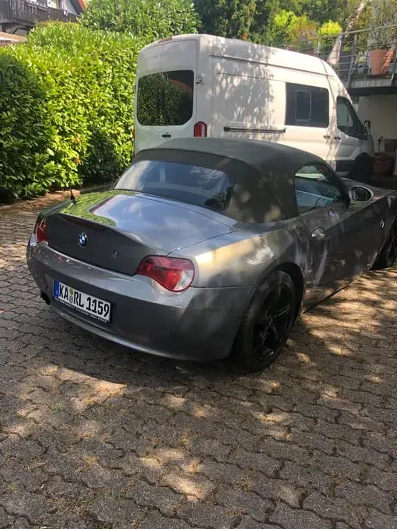 Gebraucht BMW Z4 177 PS (130 kW) 2008 Grau Cabrio