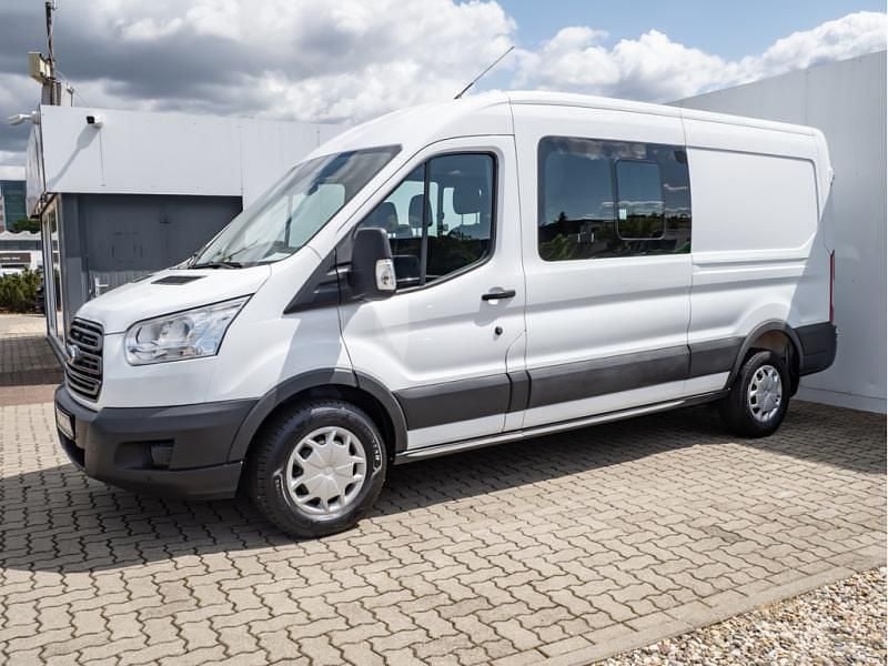 Gebraucht Ford Transit Trend 131 PS (96 kW) 2018 Weiss / frozen white Van