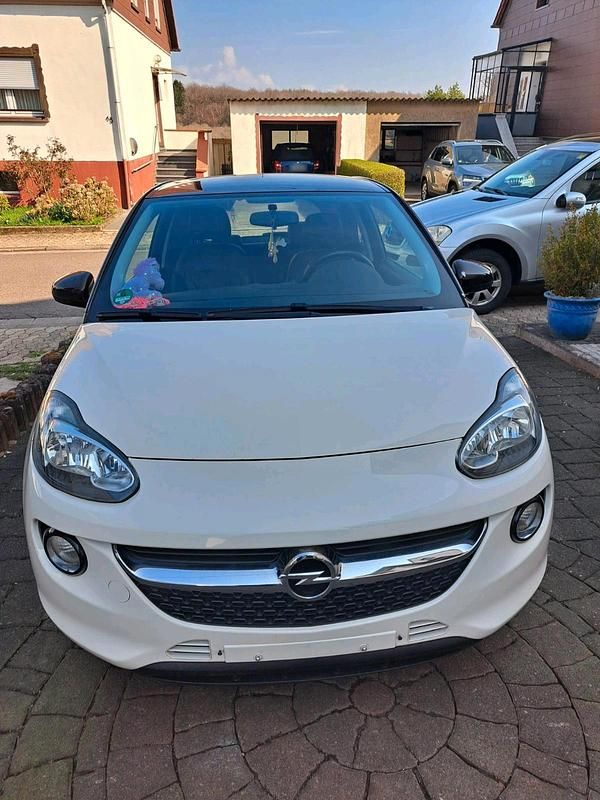 Gebraucht Opel Adam 115 PS (84 kW) 2016 Weiß Kleinwagen