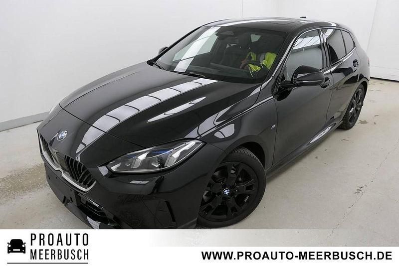 Black sapphire Gebraucht 2024 BMW 120 M Sport Kleinwagen | 35.370 € (Superpreis) - Bild 1/4