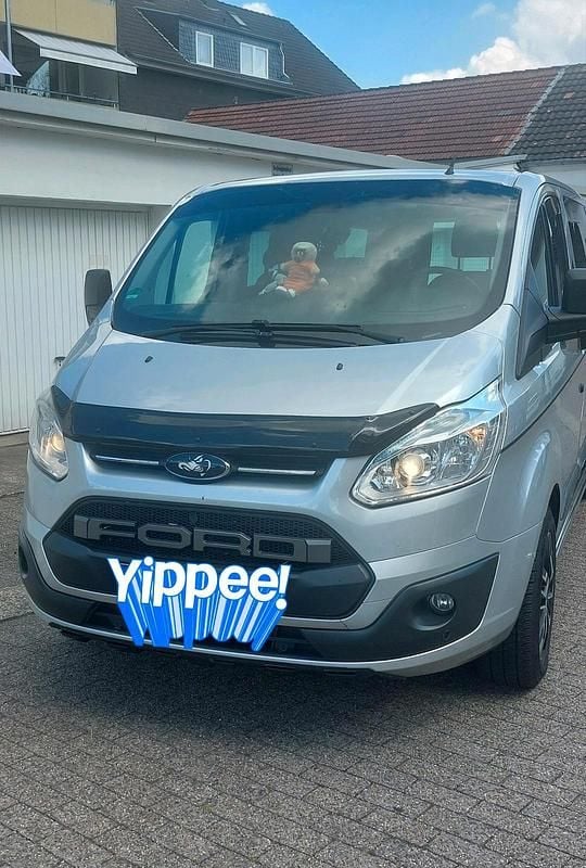 Silber Gebraucht 2014 Ford Transit Tourneo Van / Kleinbus | 17.900 € - Bild 1/4