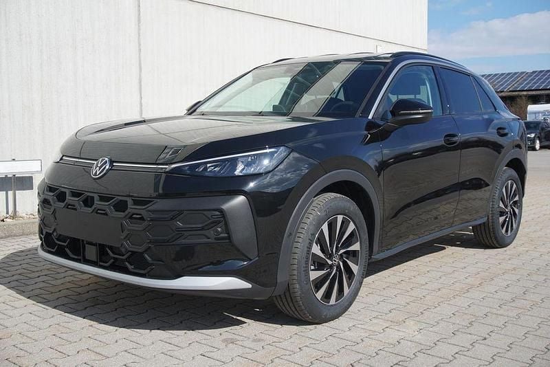 Neu VW T-Roc 116 PS (85 kW) 2026 Grenadillschwarz metallic SUV