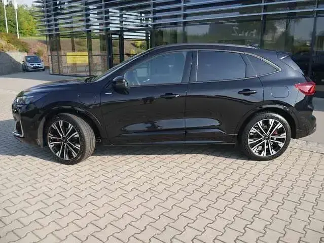 Gebraucht Ford Kuga ST-Line X 242 PS (177 kW) 2024 Obsidianschwarz metallic SUV