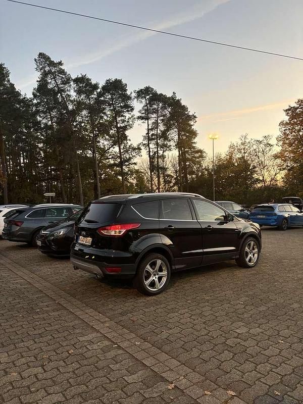 Gebraucht Ford Kuga Titanium 163 PS (119 kW) 2013 Schwarz SUV