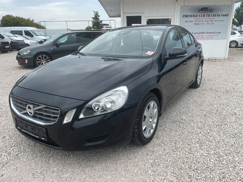 Schwarz Gebraucht 2011 Volvo S60 Basis Limousine | 7.990 € (Guter Preis) - Bild 1/4