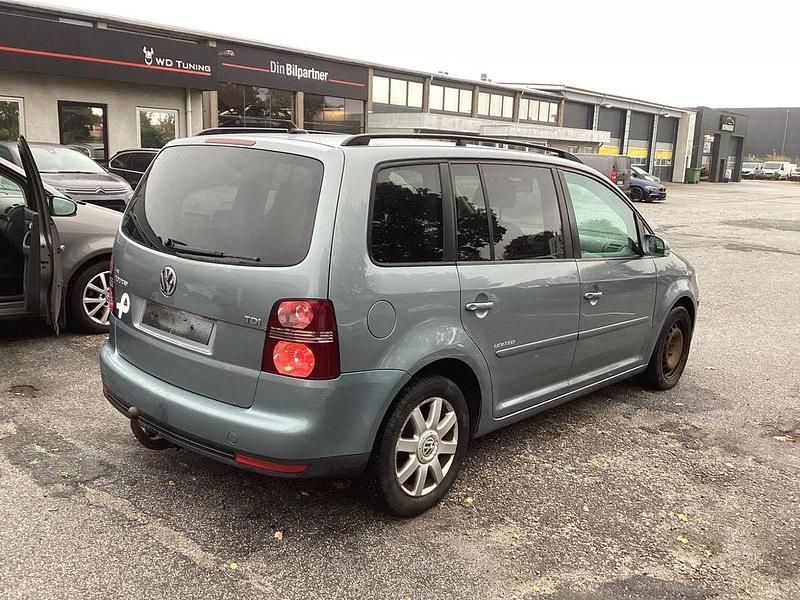Gebraucht VW Touran 2008 Grau Van / Kleinbus