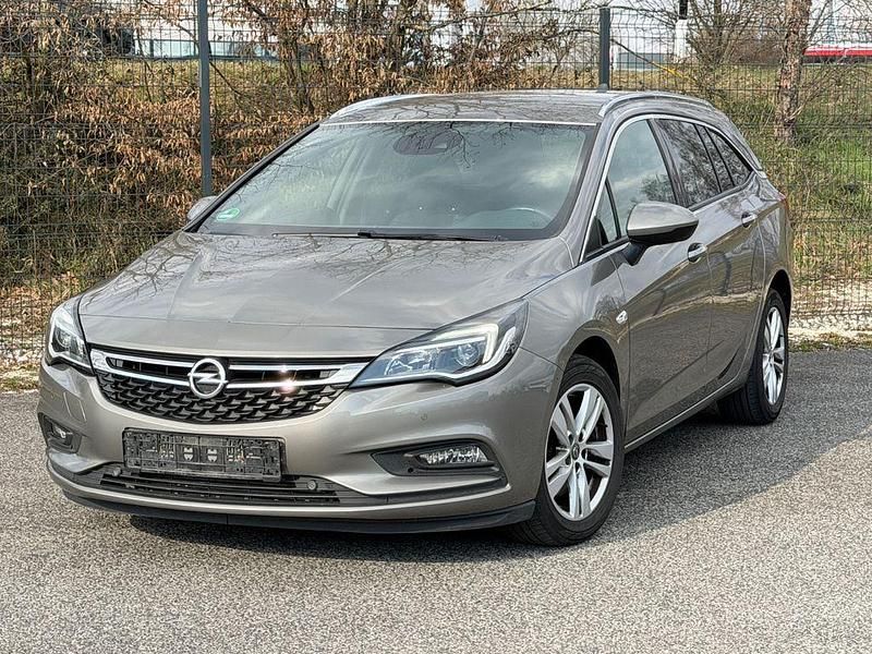 Gebraucht Opel Astra Dynamic 136 PS (100 kW) 2016 Grau Kombi