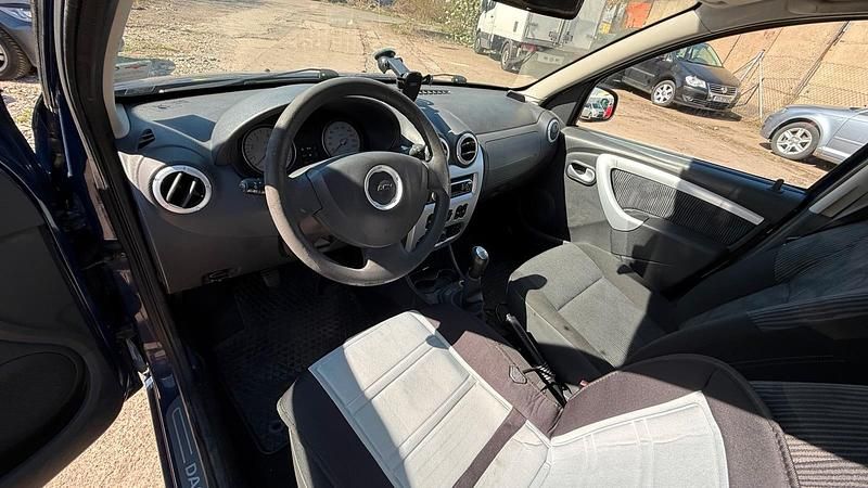 Gebraucht Dacia Sandero 75 PS (55 kW) 2009 Blau Kombi