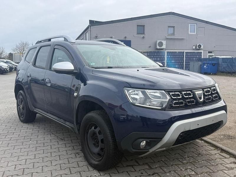 Gebraucht Dacia Duster Comfort 114 PS (83 kW) 2019 Blau SUV