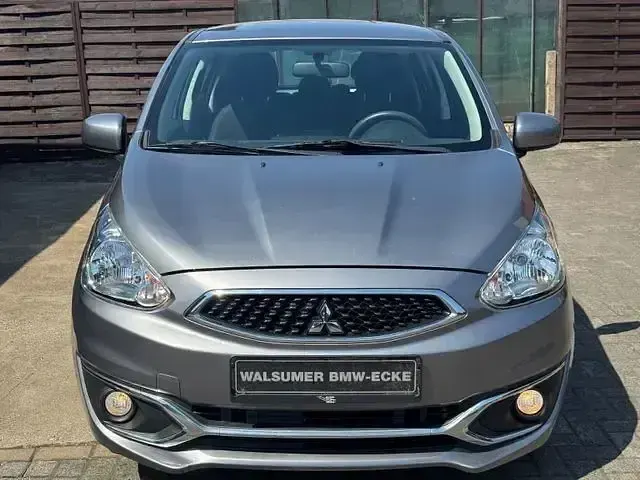 Gebraucht Mitsubishi Space Star Diamant Edition 71 PS (52 kW) 2017 Grau Kleinwagen