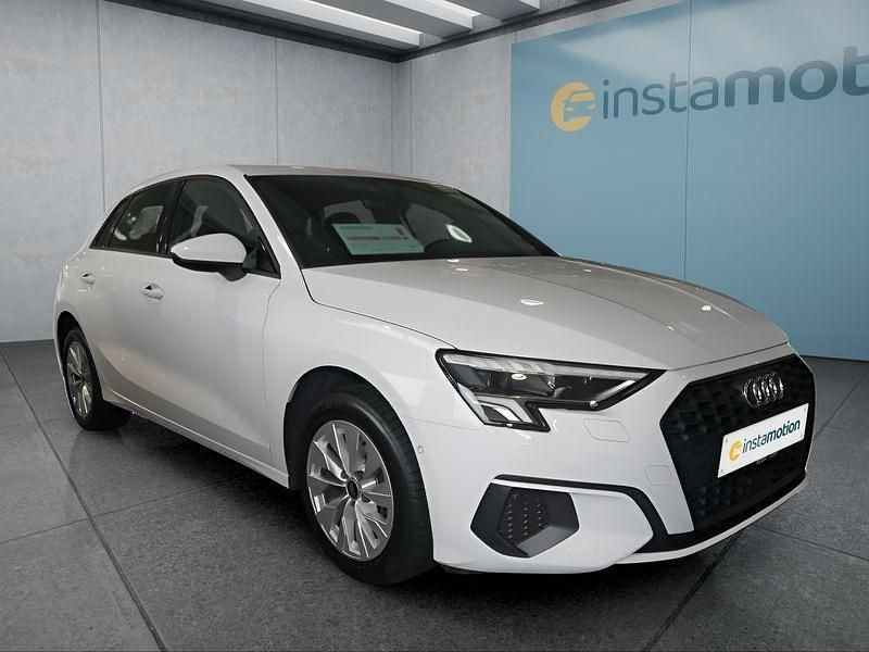 Gebraucht Audi A3 Sportback e-tron 204 PS (150 kW) 2022 Weiß Kleinwagen
