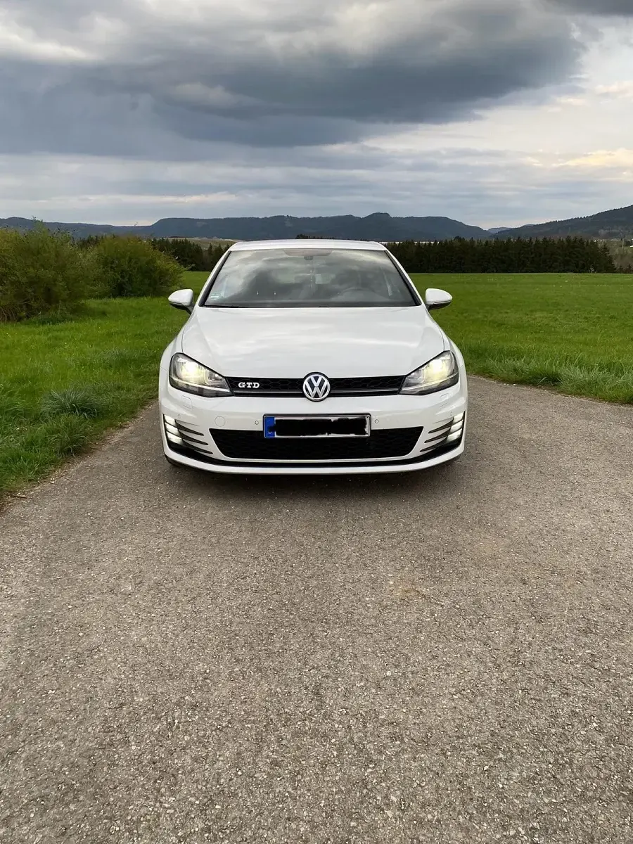 Używany VW Golf GTD 184 KM (135 kW) 2014 Biały Coupe