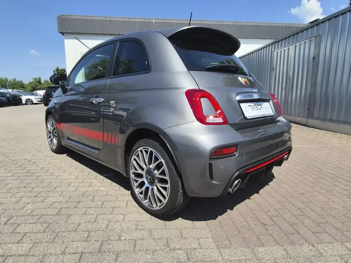 Gebraucht Abarth 595 145 PS (106 kW) 2021 Pompei grau metallic Coupé