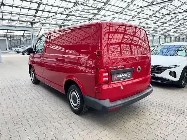 Gebraucht VW T6 102 PS (75 kW) 2019 Rot Van